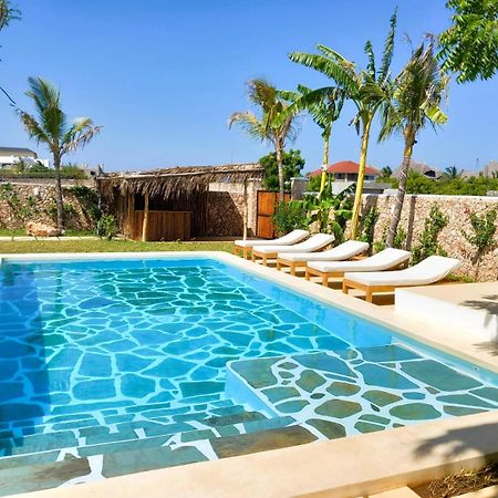 Tatu Inn Boutique Hotel Watamu Bagian luar foto