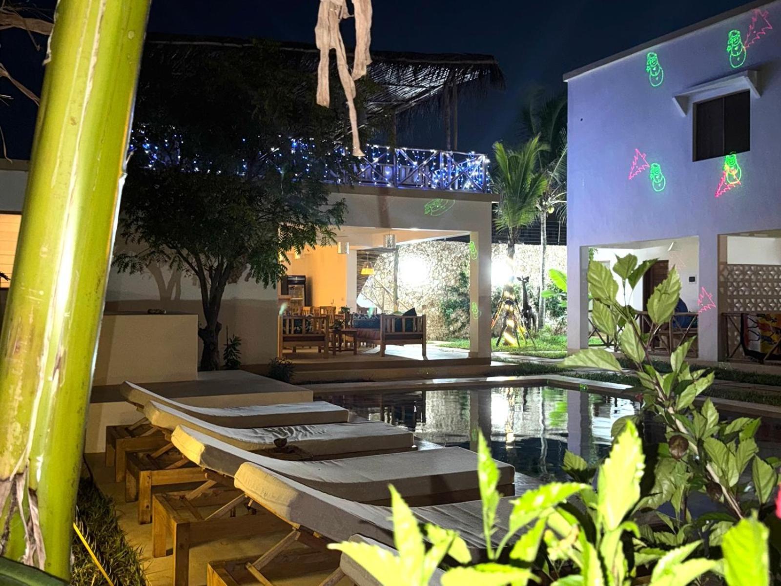 Tatu Inn Boutique Hotel Watamu Bagian luar foto