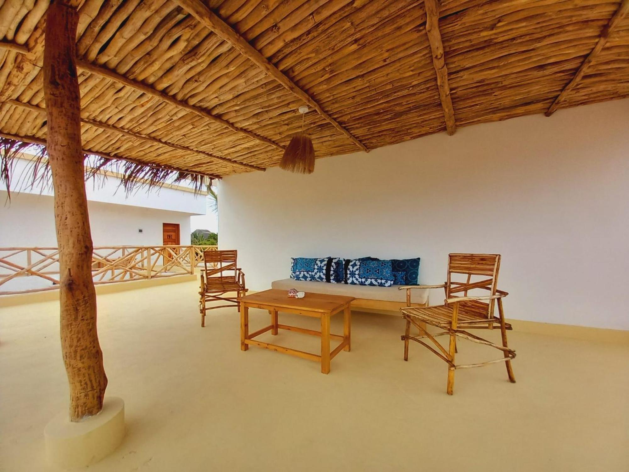 Tatu Inn Boutique Hotel Watamu Bagian luar foto
