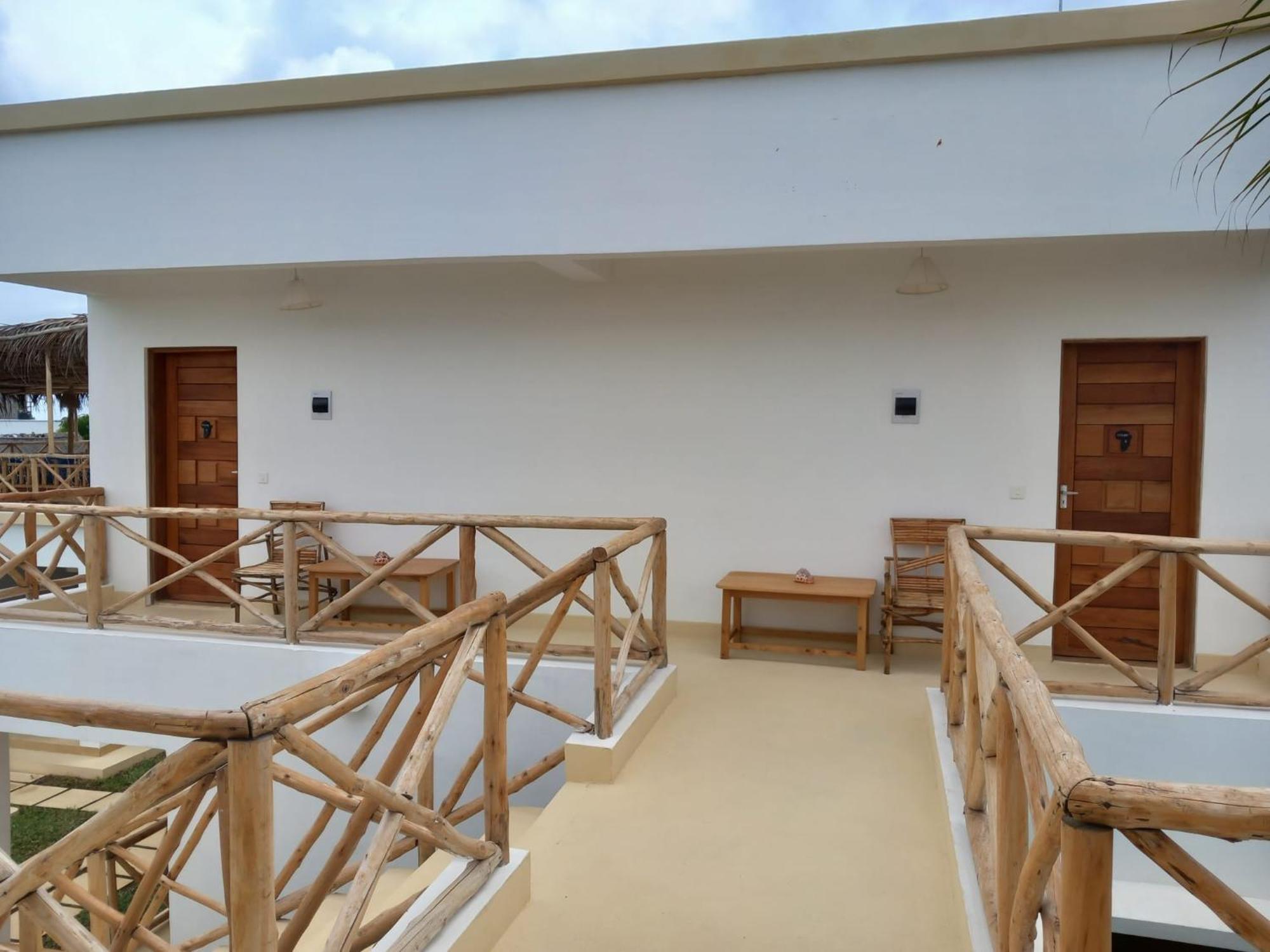 Tatu Inn Boutique Hotel Watamu Bagian luar foto