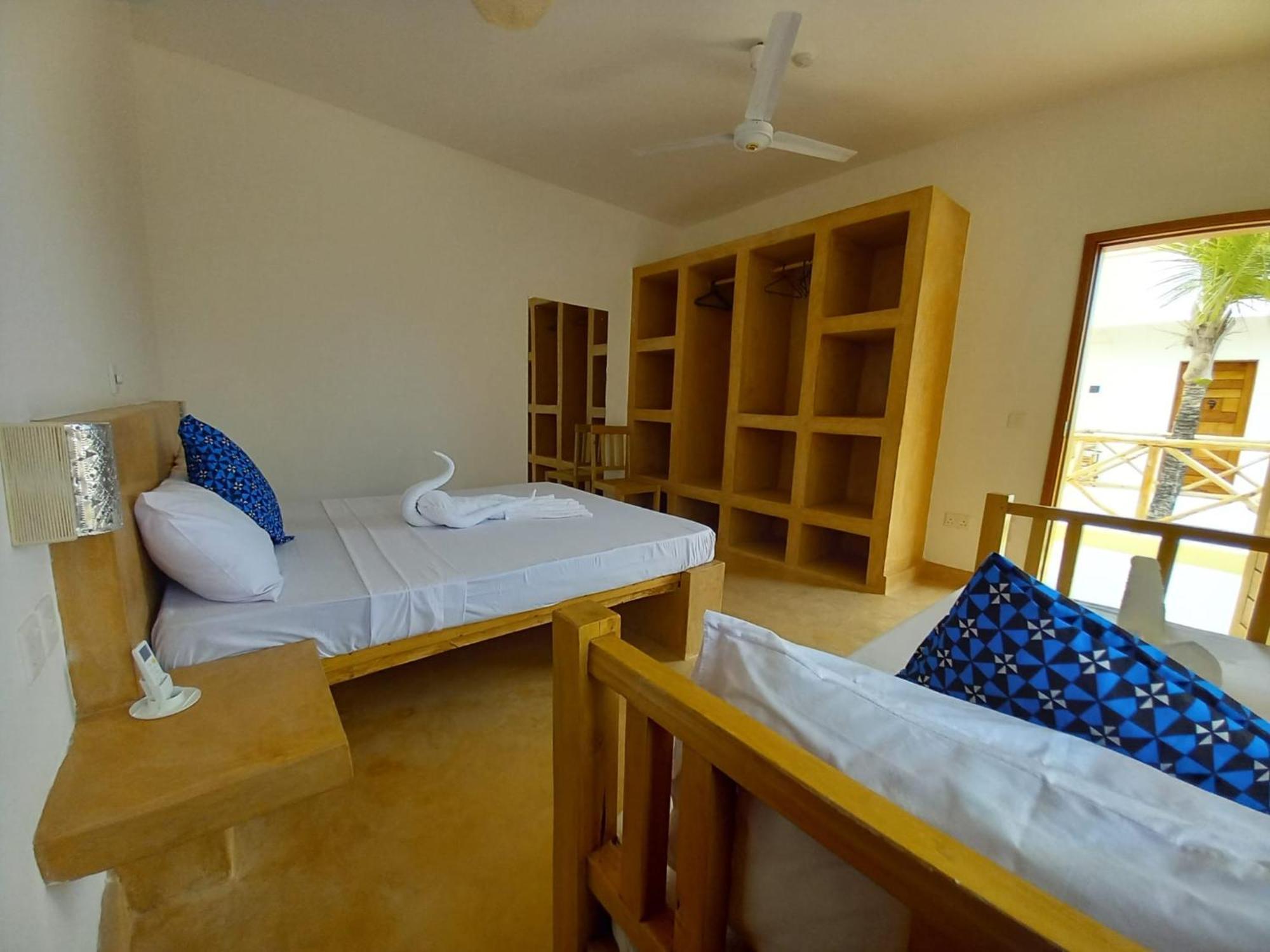 Tatu Inn Boutique Hotel Watamu Bagian luar foto