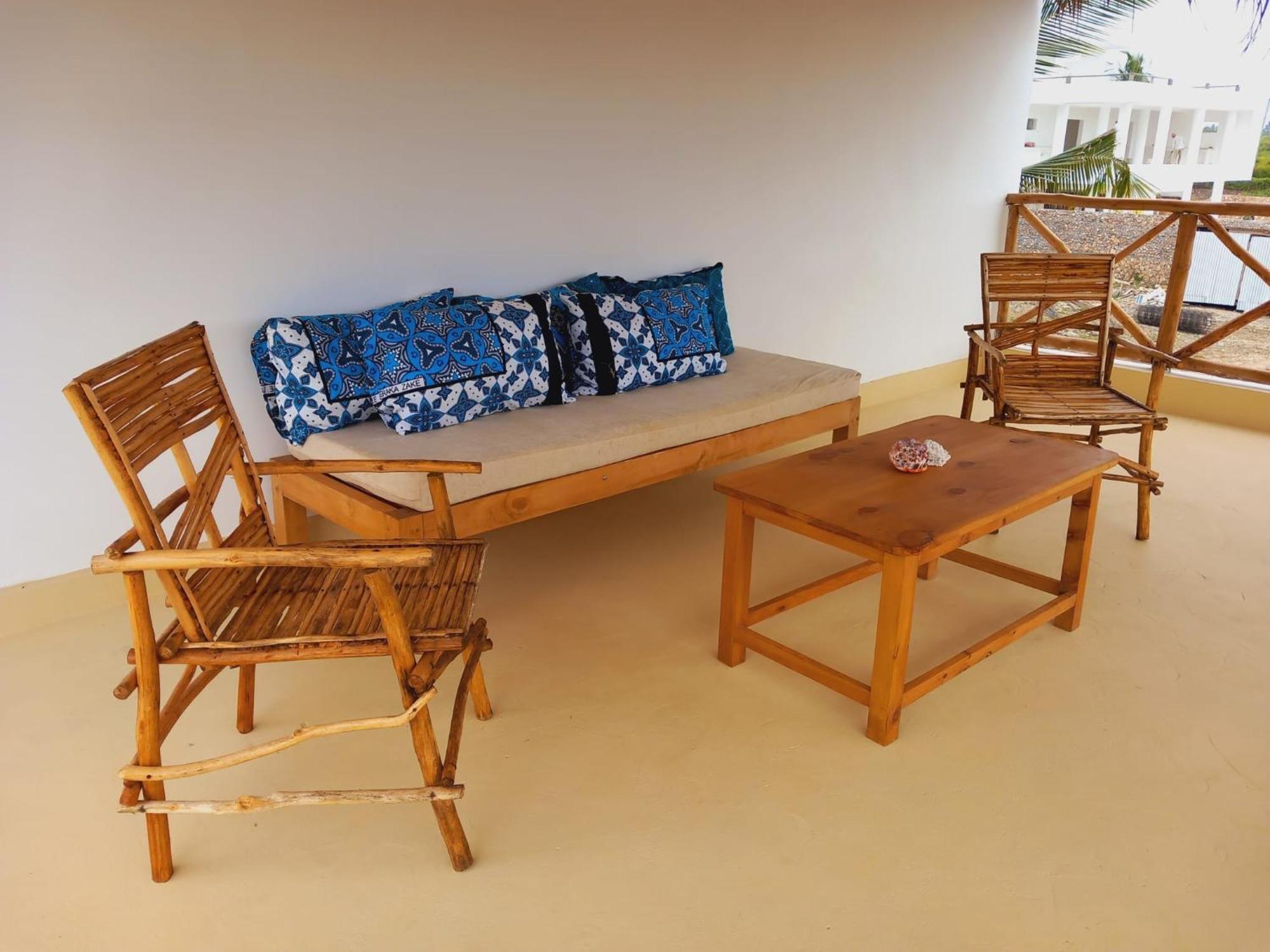 Tatu Inn Boutique Hotel Watamu Bagian luar foto