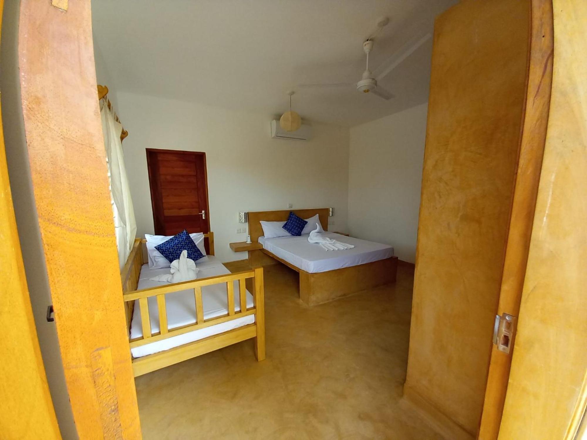 Tatu Inn Boutique Hotel Watamu Bagian luar foto