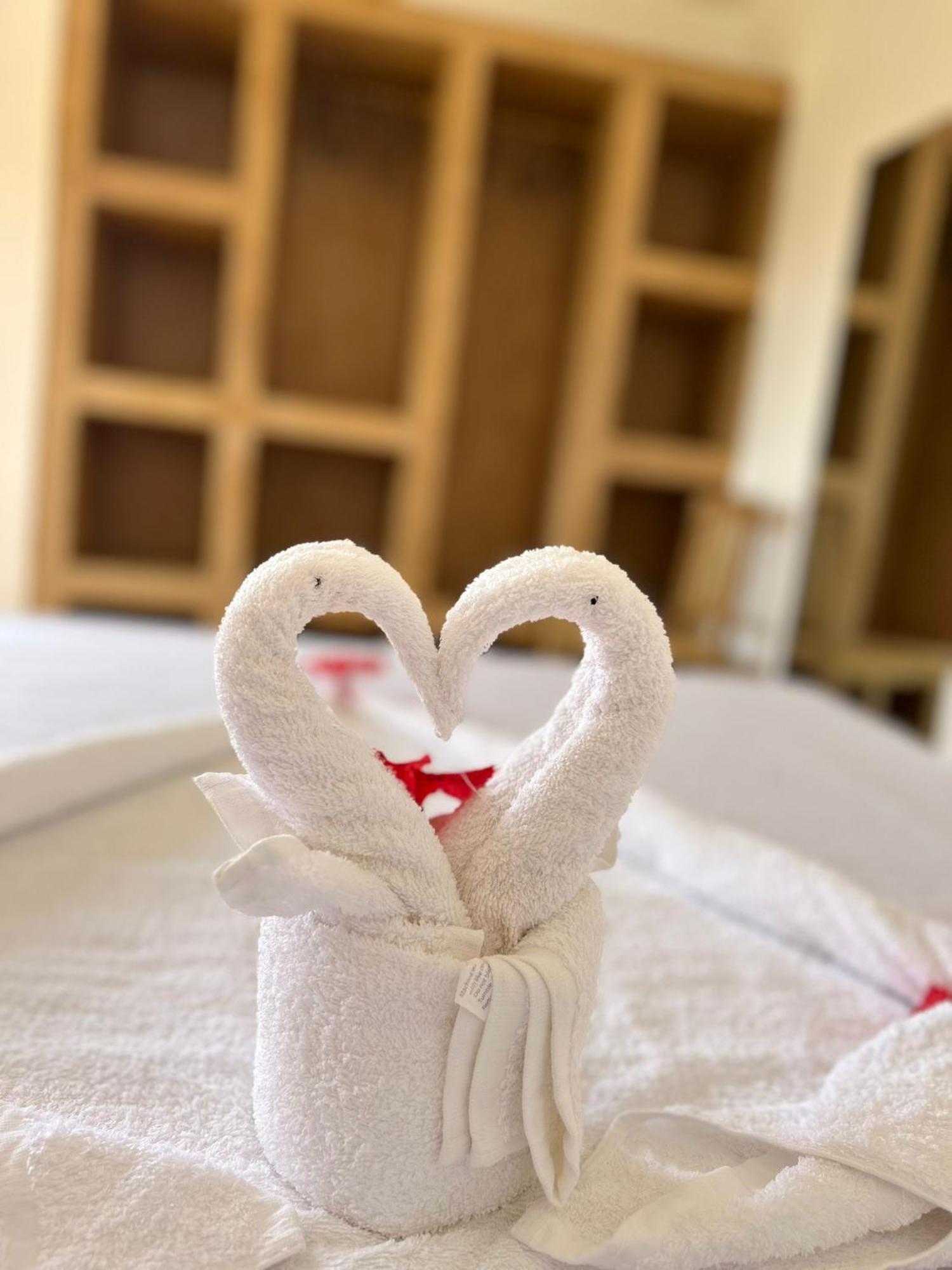 Tatu Inn Boutique Hotel Watamu Bagian luar foto