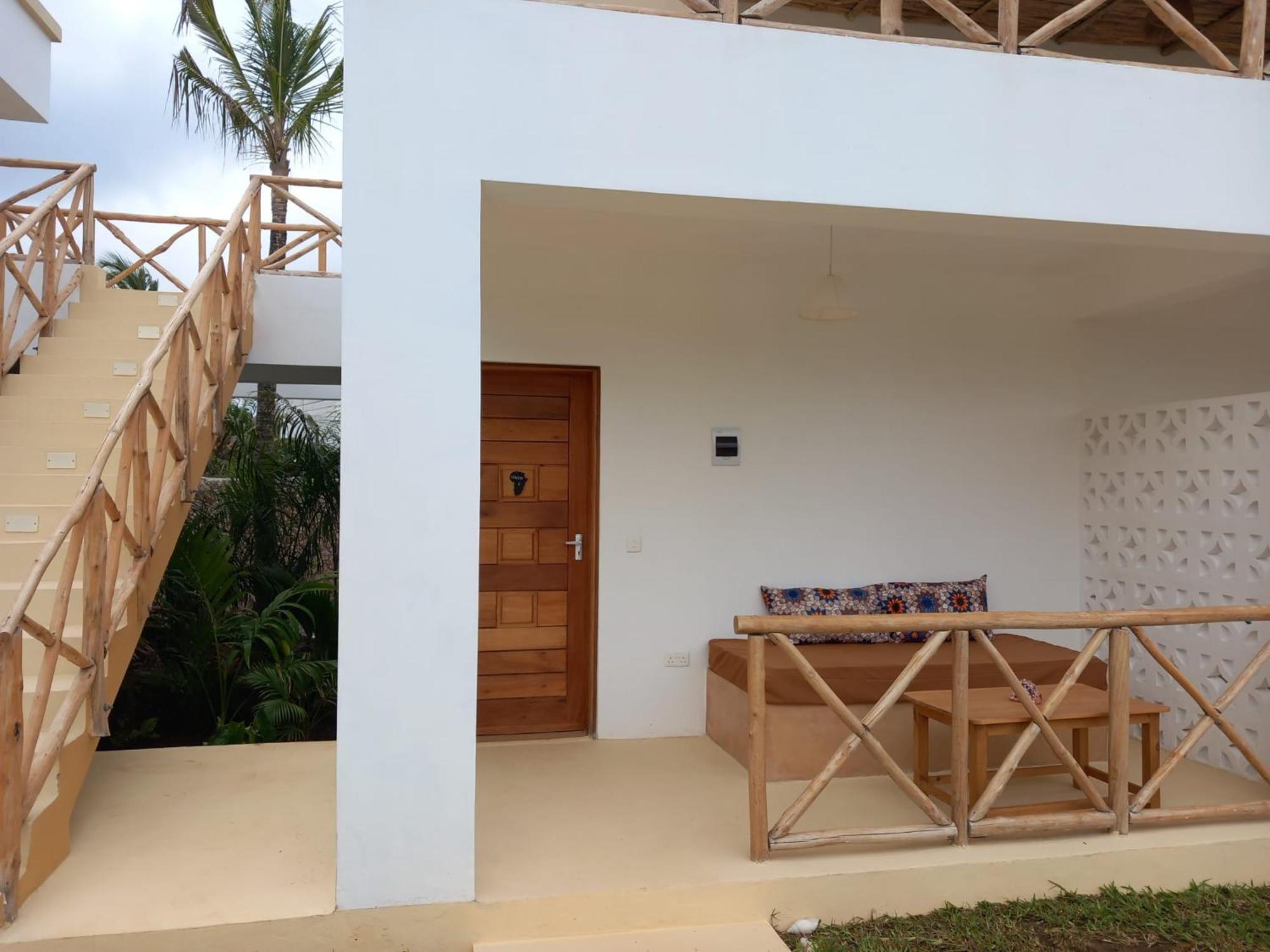 Tatu Inn Boutique Hotel Watamu Bagian luar foto