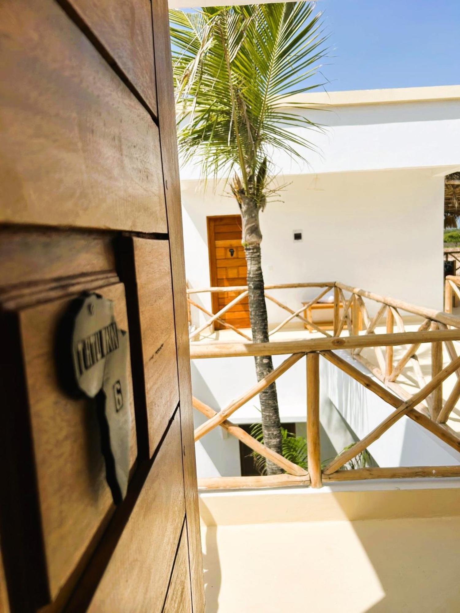 Tatu Inn Boutique Hotel Watamu Bagian luar foto