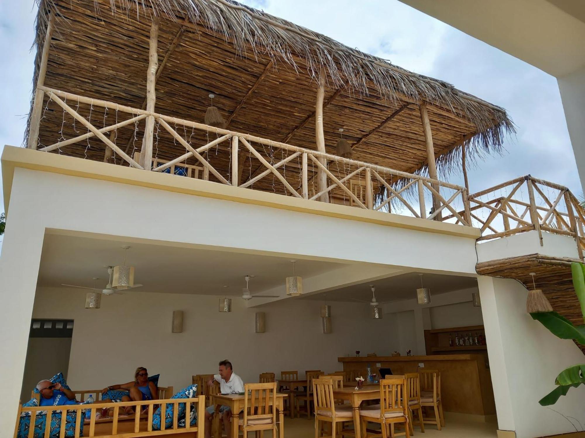 Tatu Inn Boutique Hotel Watamu Bagian luar foto